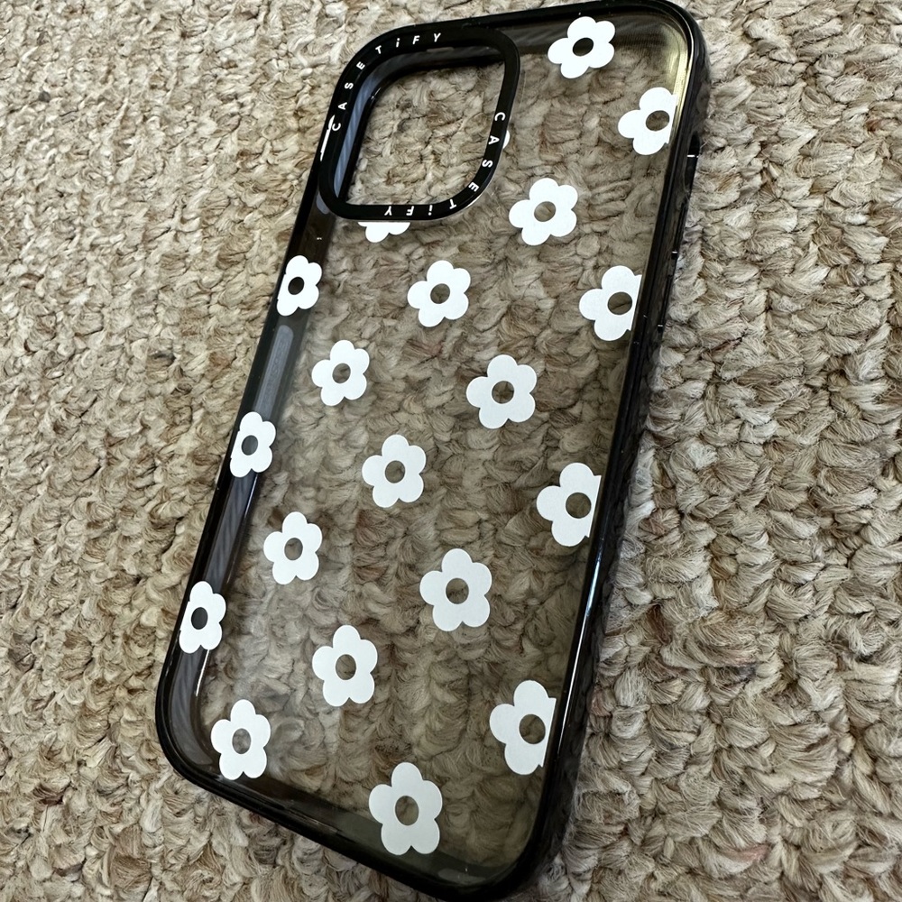 Lightly used iPhone 14 pro max casetify case